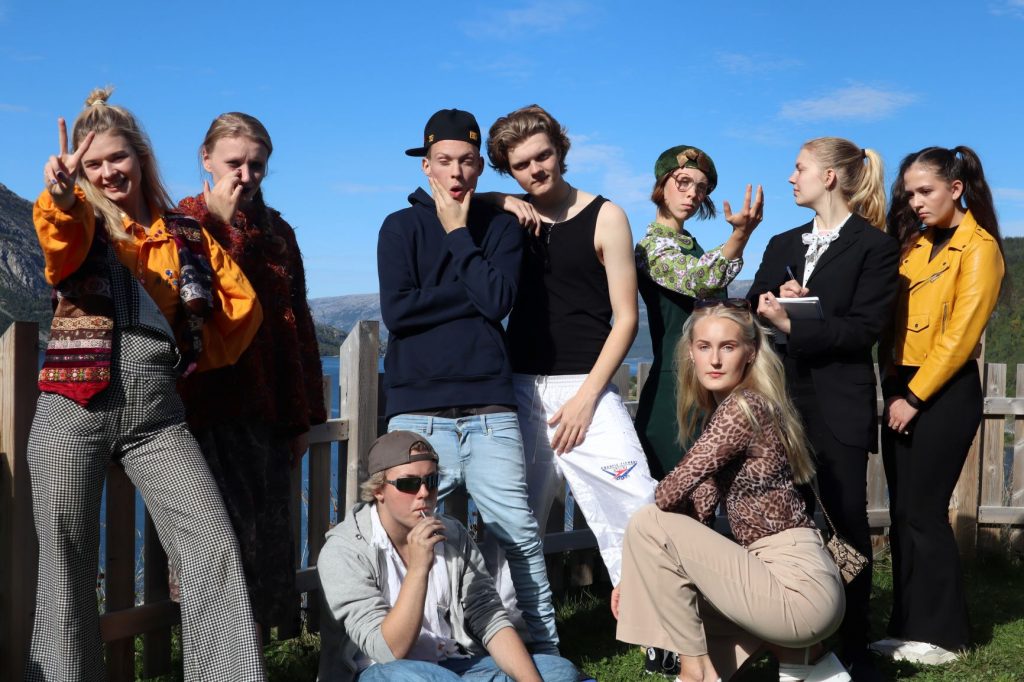 Teaterklassen på Vefsn Folkehøgskole Toppen 2020-21